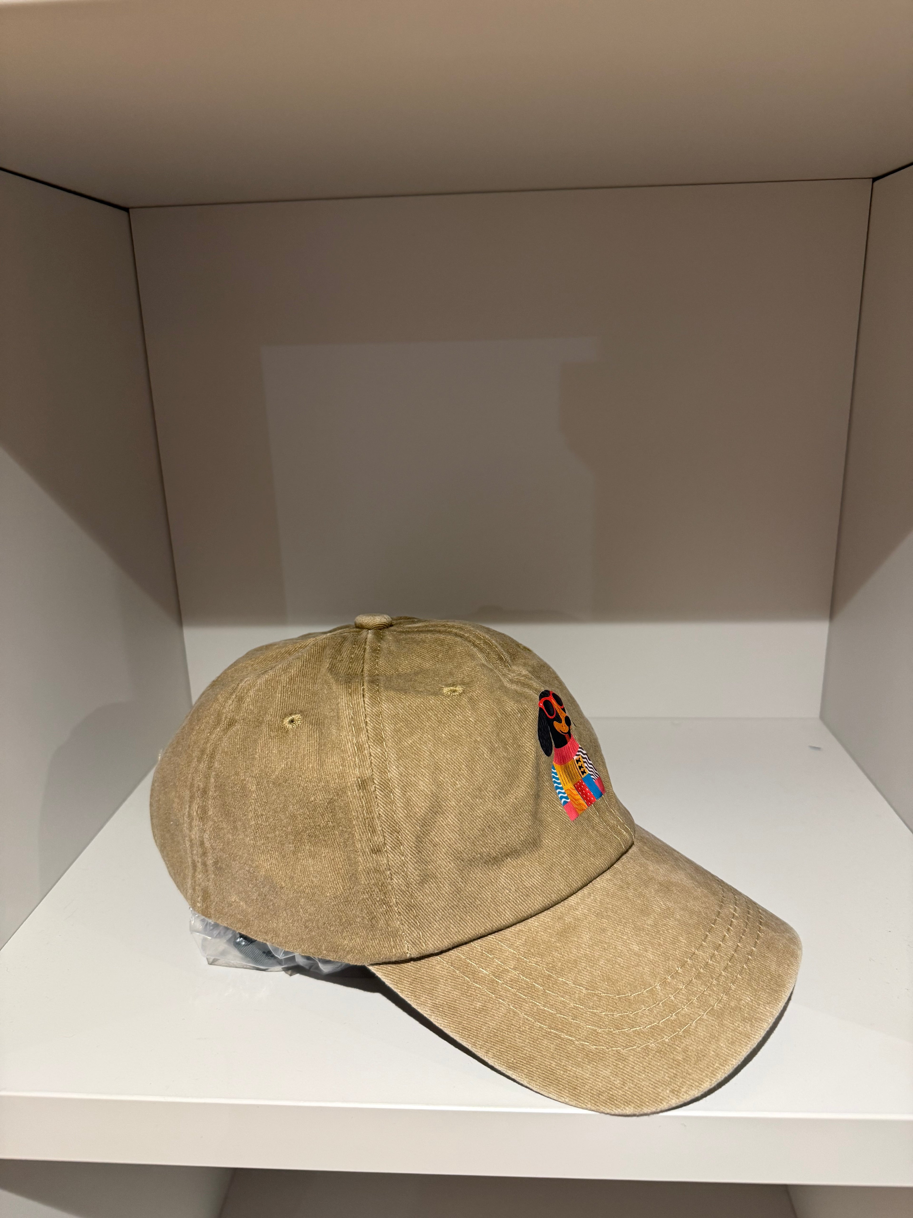 bassotto snob dog hat